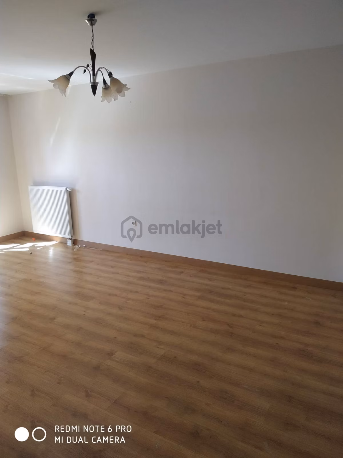 Sahibinden Sahibinden, Borçsuz Acil Satılık 3+1 Daire - 2