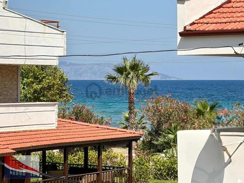 Denize 40 Metre Mesafede Deniz Manzaralı Bahçeli 3+1 Villa ! - 5