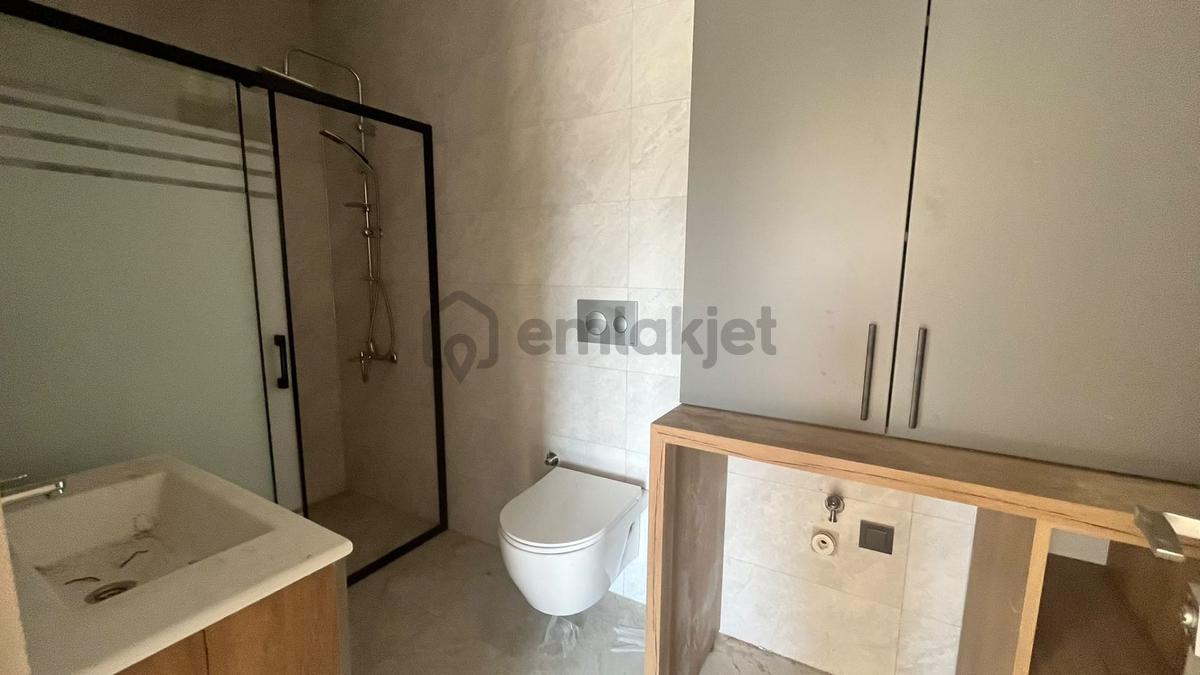 Balkonundan Deniz Manzaralı 3+1 Net 125m2 - 19