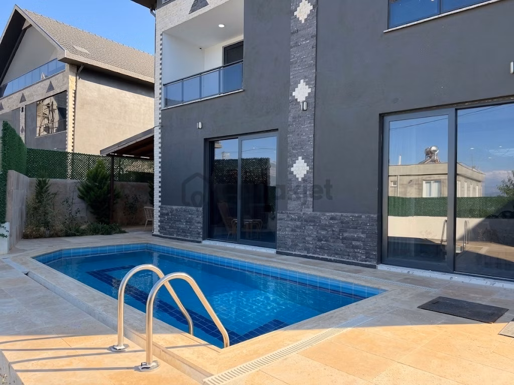Yeni Rota'dan Lüx Eşyalı Satılık Villa - 5