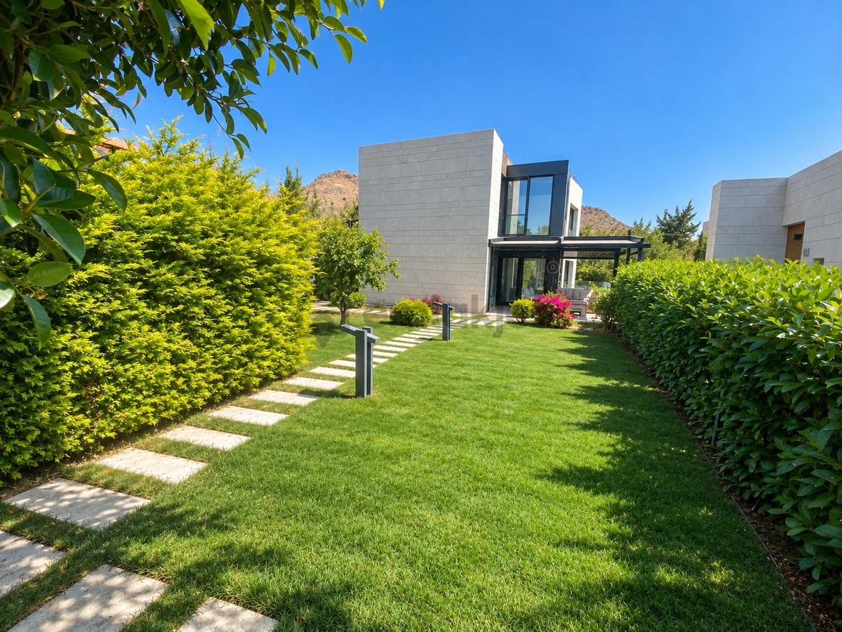 Bodrum,akyarlar'da,denize Sıfır,özel Plajlı,4+1,bahçeli,villa - 21