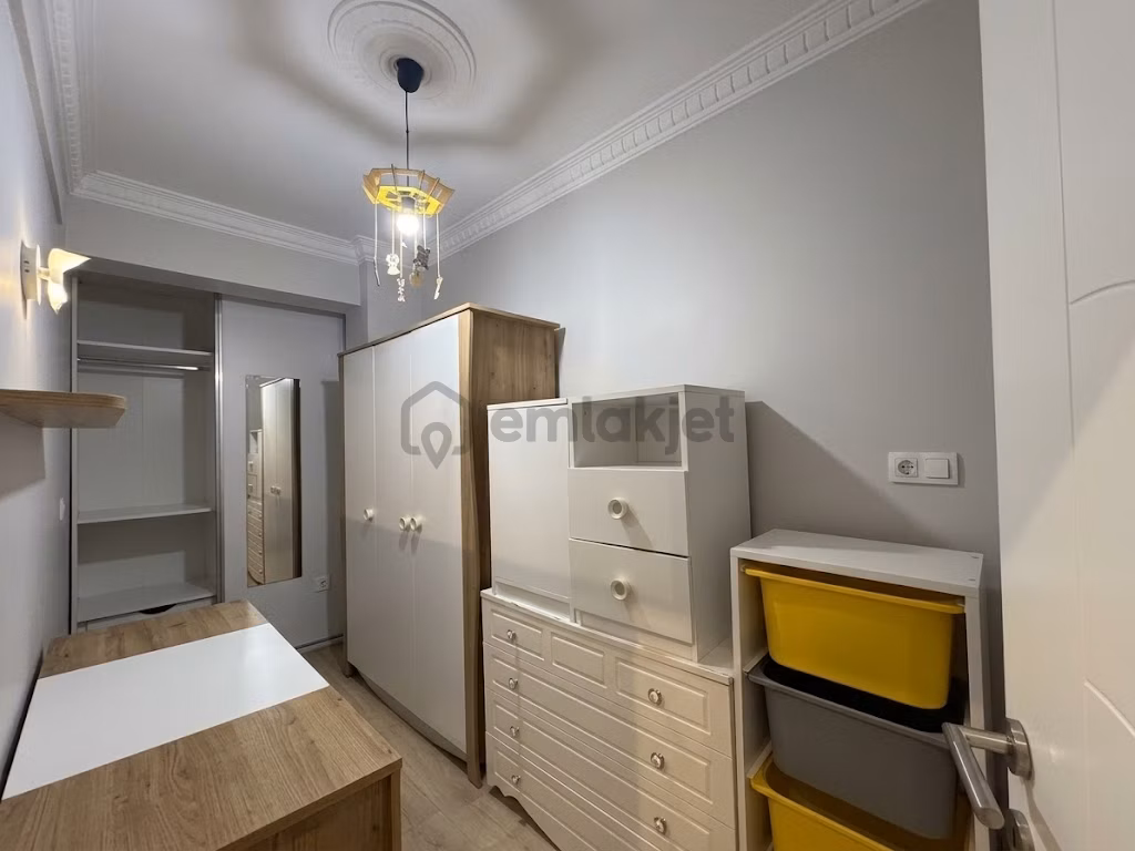 Esenler Fatıh Mahallesı'nde Kullanışlı 2+1 Bahçelı Daıre - 12