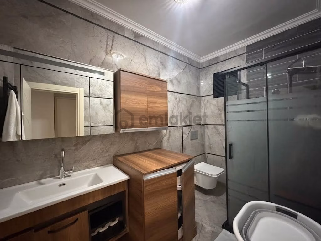 Esenler Fatıh Mahallesı'nde Kullanışlı 2+1 Bahçelı Daıre - 18
