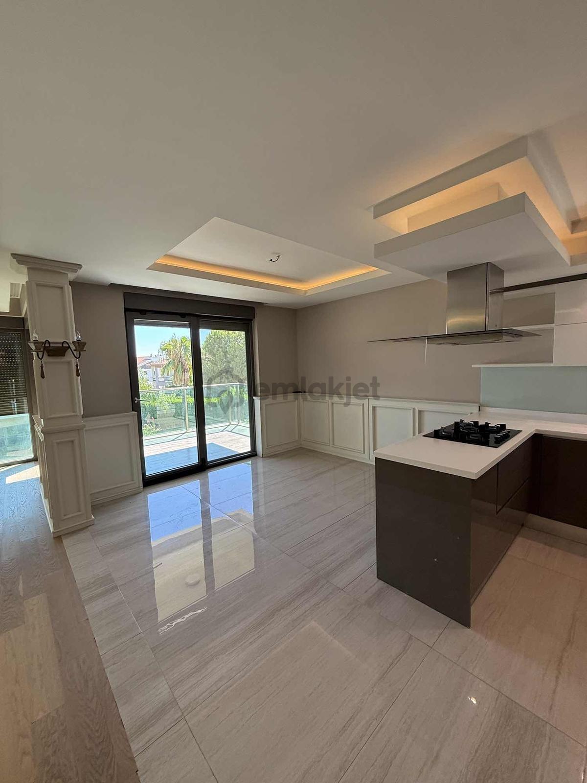 Sorgun K2 Garden Sitesinde Arakat 3+1 Daire 175m2 - 2