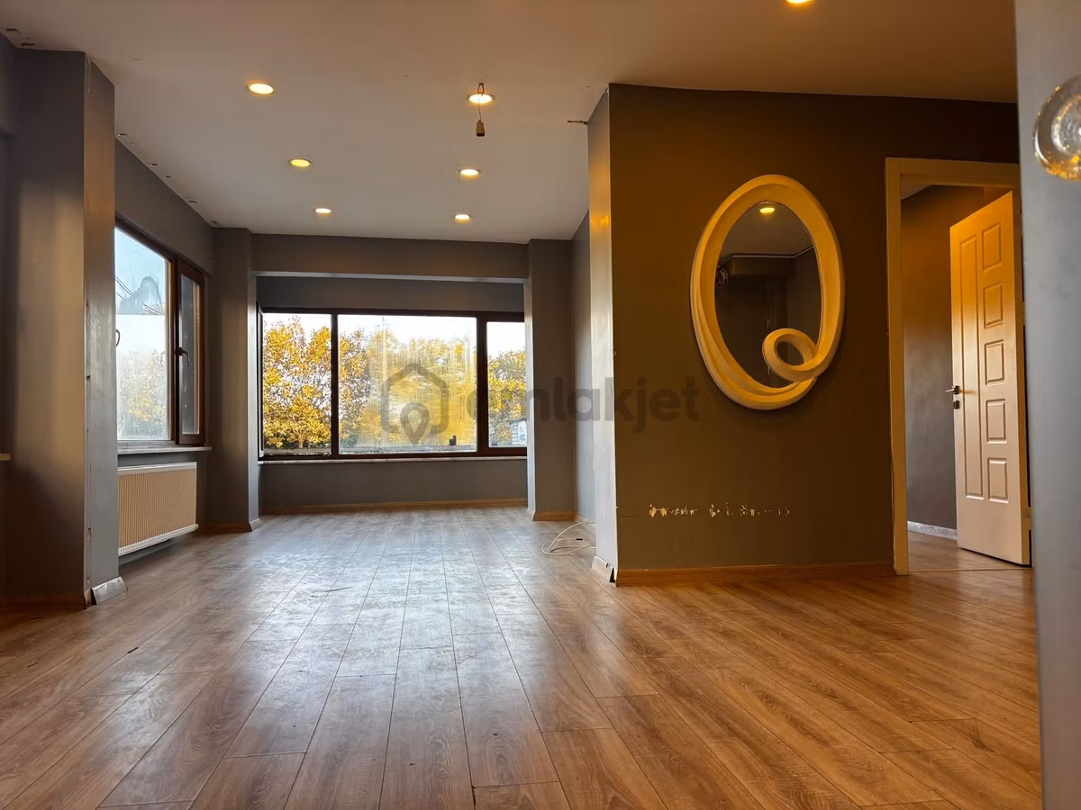 Bakırköy Sahilde 100m2 Ofis - 4