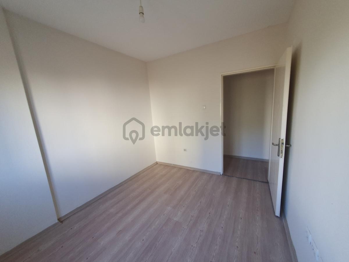 Deprem Konutlarında 3+1 Satılık Ferah Daire - 30