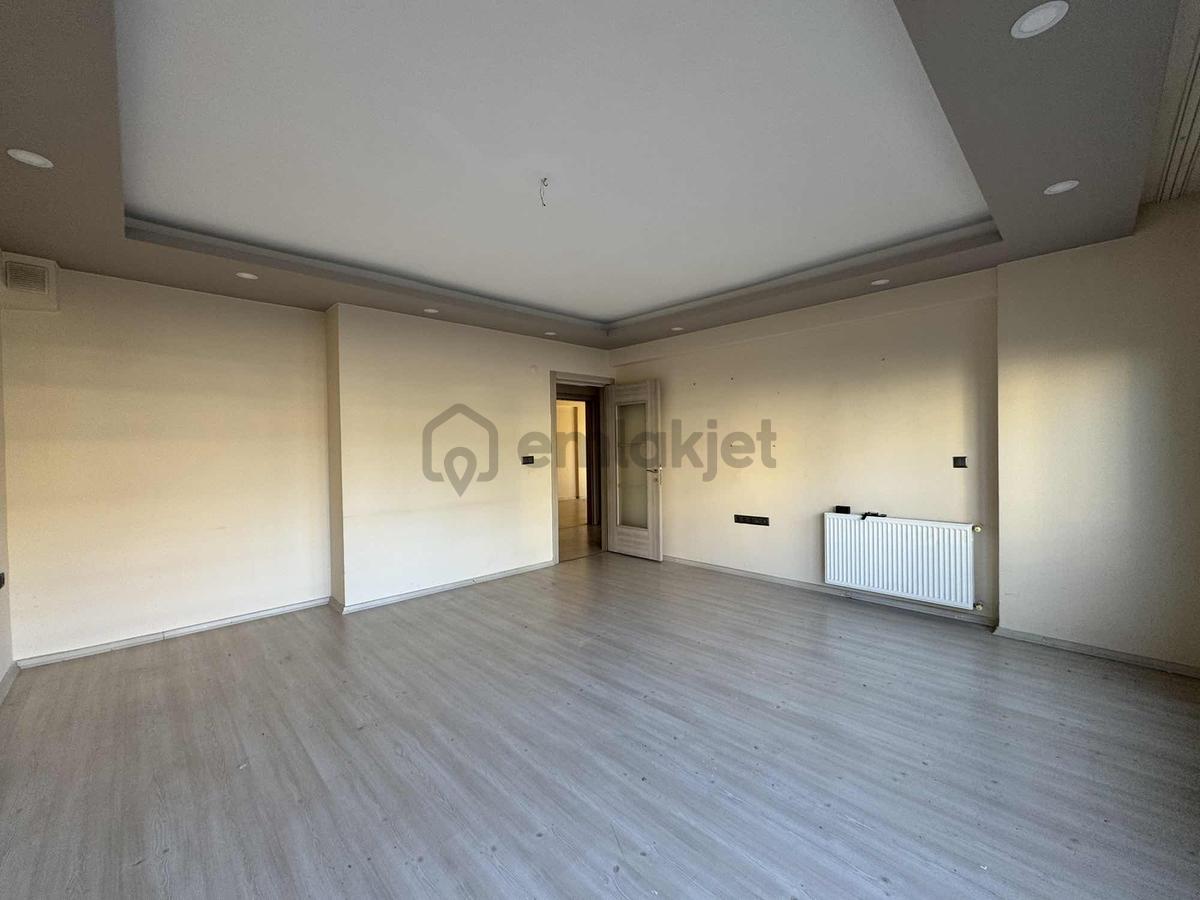 Msg'den Havuzlu & Güvenlikli Sitede - Çift Banyolu - Bahçeli 2+1 - 31