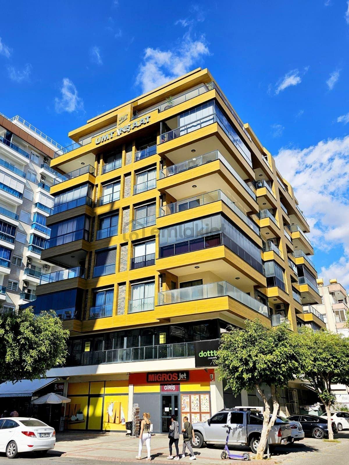 Alanya Mahmutlarda Denize 140 M Merkezi Konumda 1+1 Satılık Daire - 9