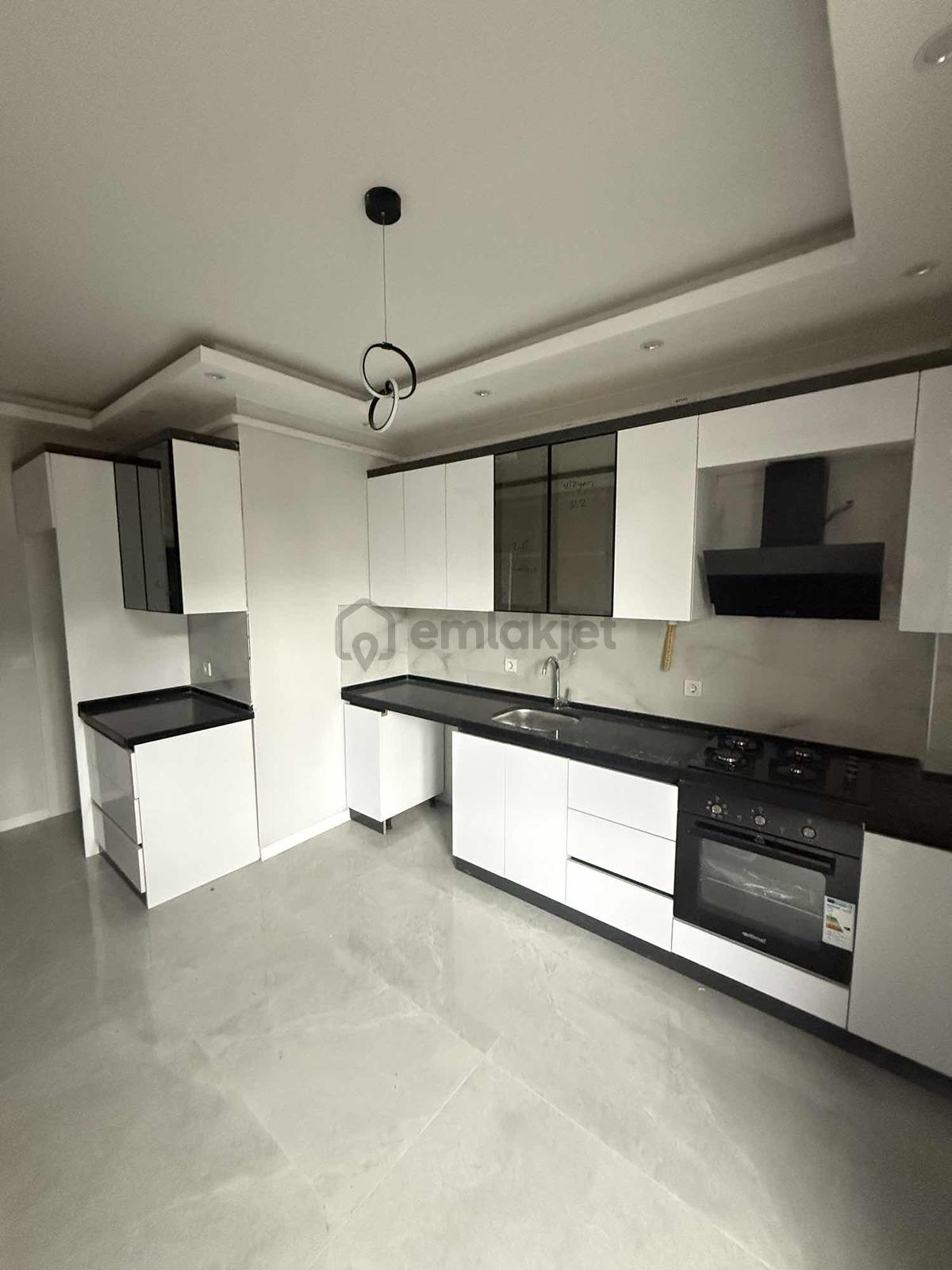 Esentepede Otoparklı Kiralık 2+1 Daire - 8