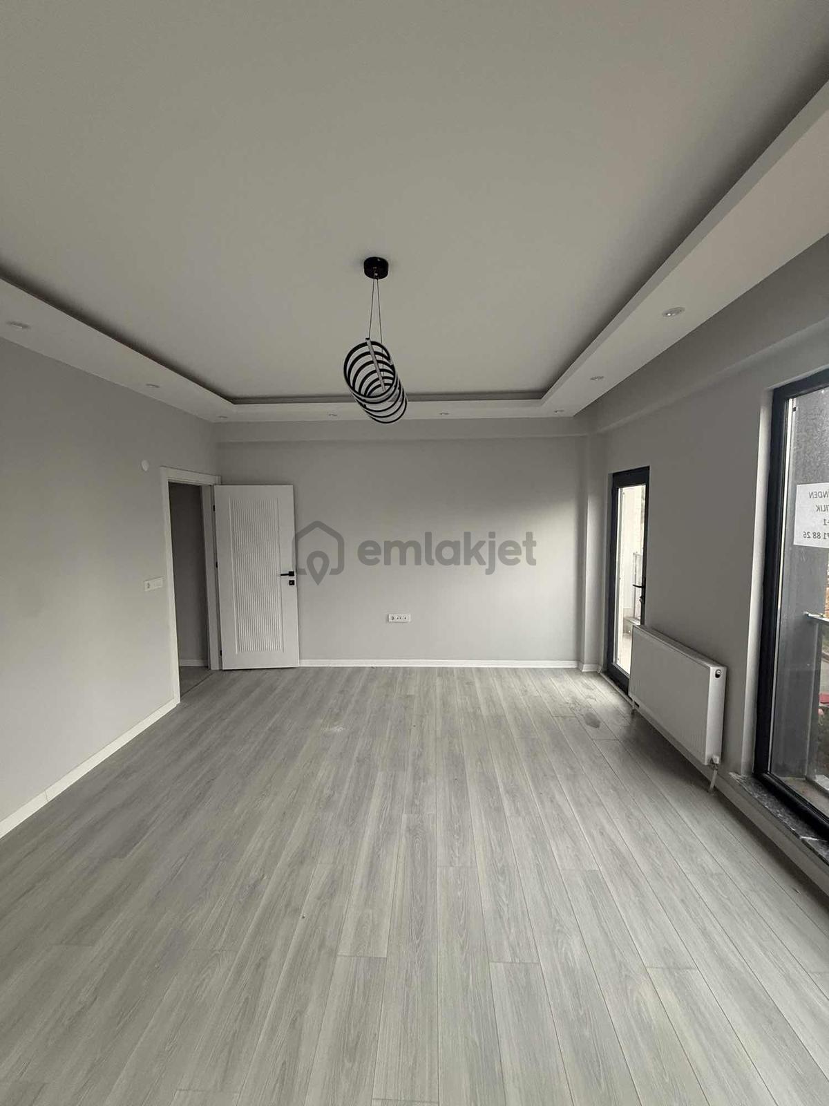 Esentepede Otoparklı Kiralık 2+1 Daire - 3
