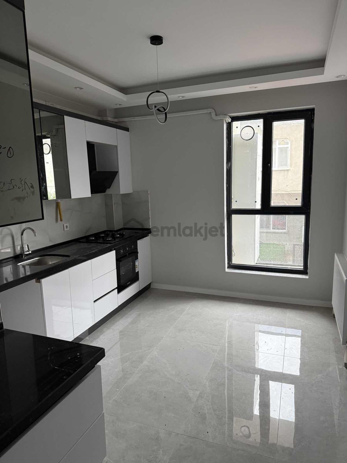 Esentepede Otoparklı Kiralık 2+1 Daire - 9