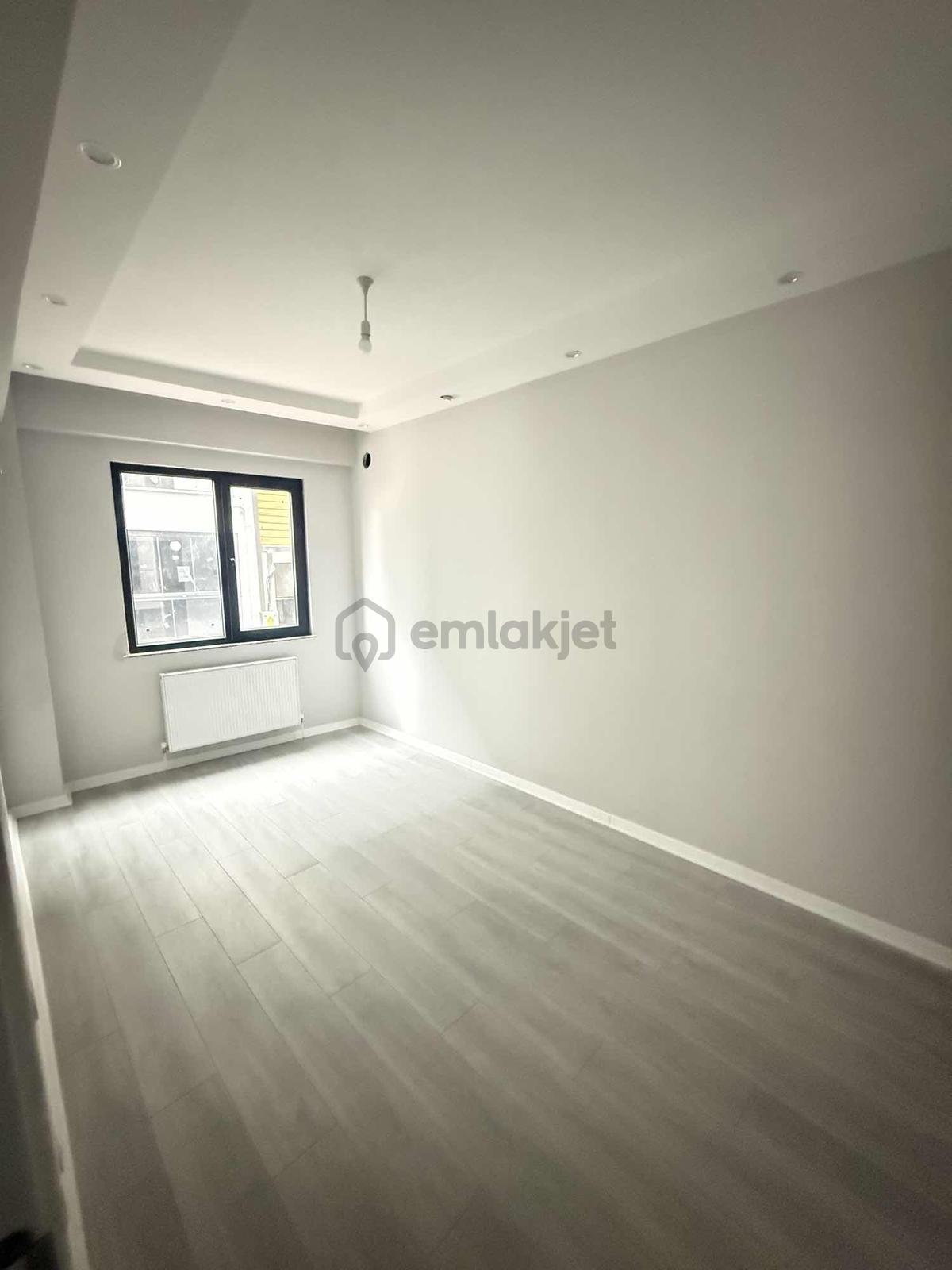 Esentepede Otoparklı Kiralık 2+1 Daire - 4
