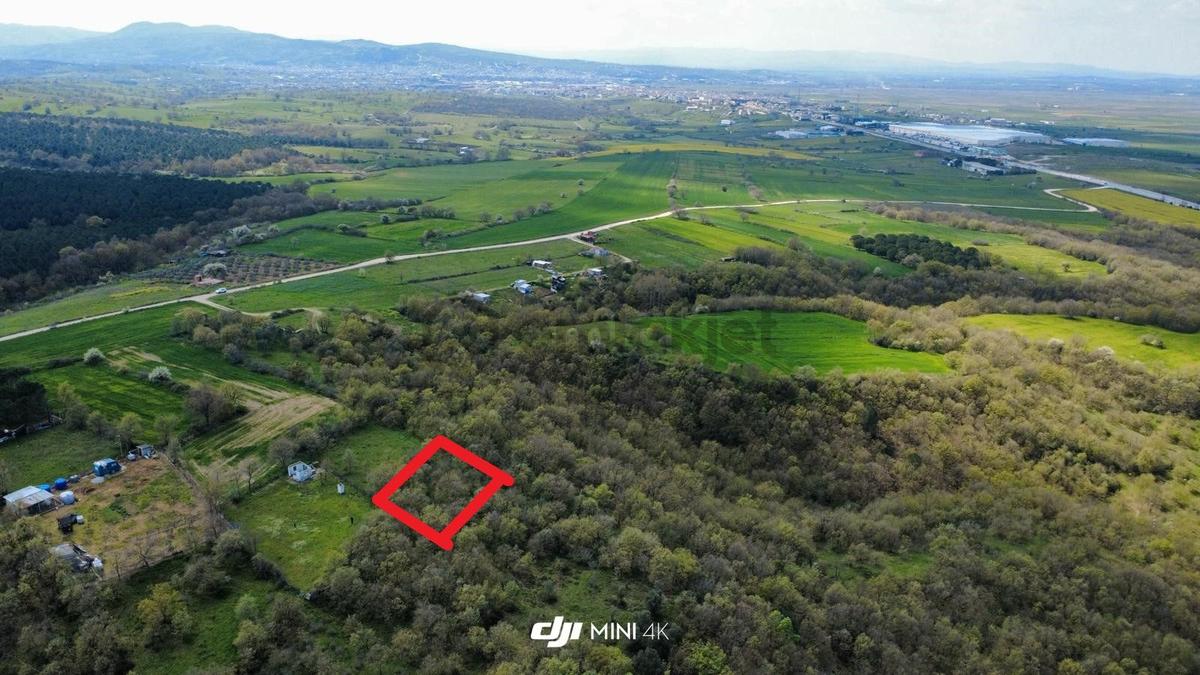 Bahçeli Köyünde Satılık Bağ Yeri - 3