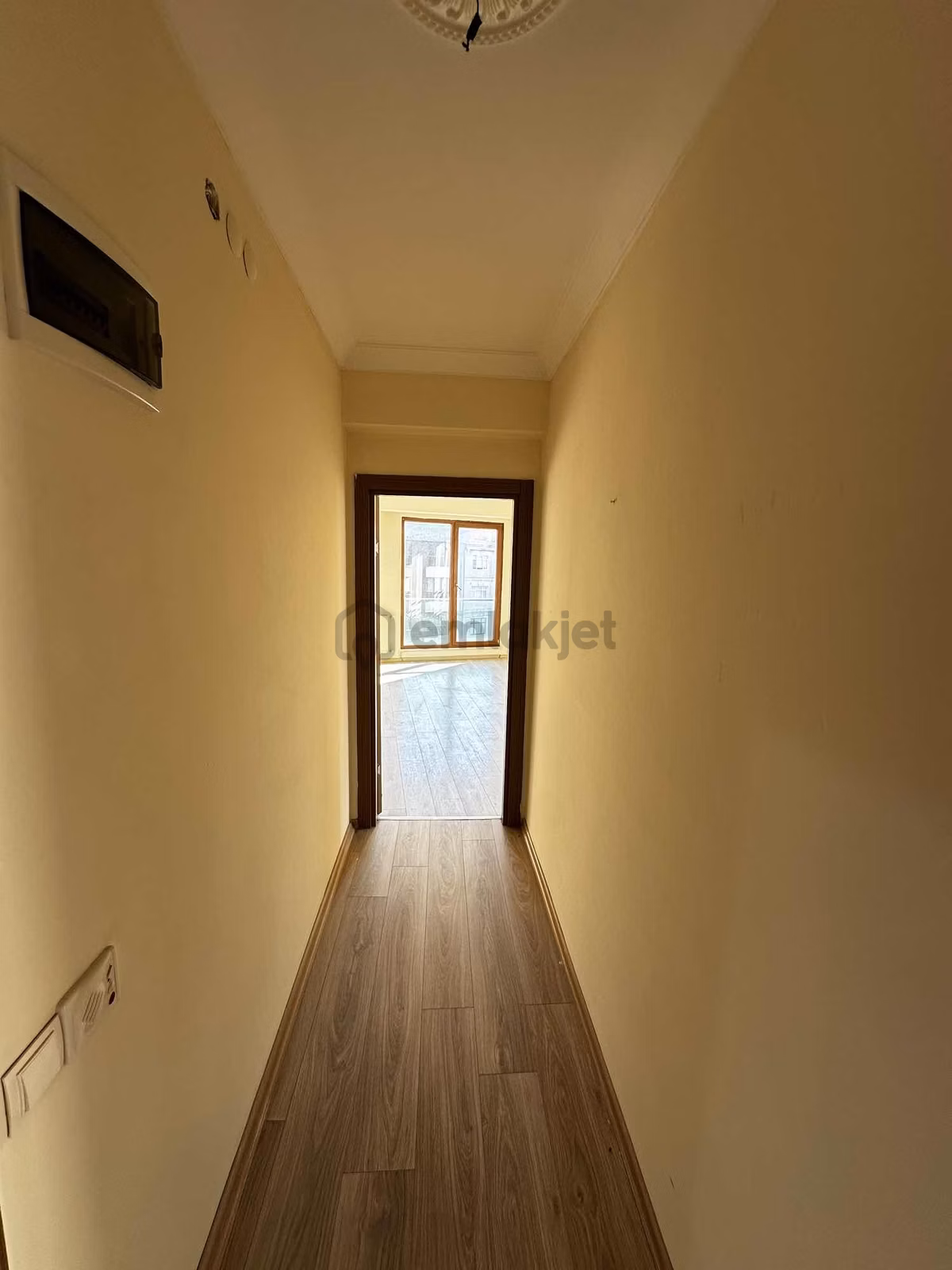 Sakarya Mahallesinde Satılık Geniş 2+1 Daire - 7