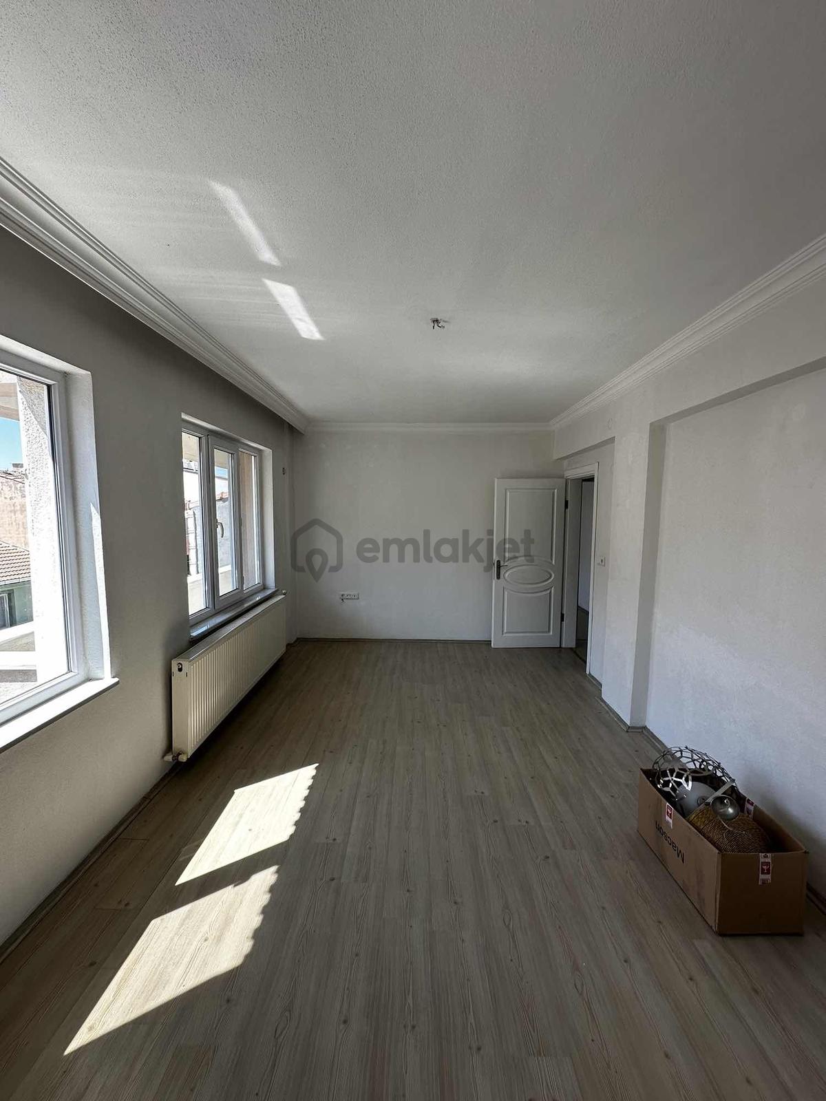 Şirintepe Mahallesinde Kiralık 3+1 Daire - 8