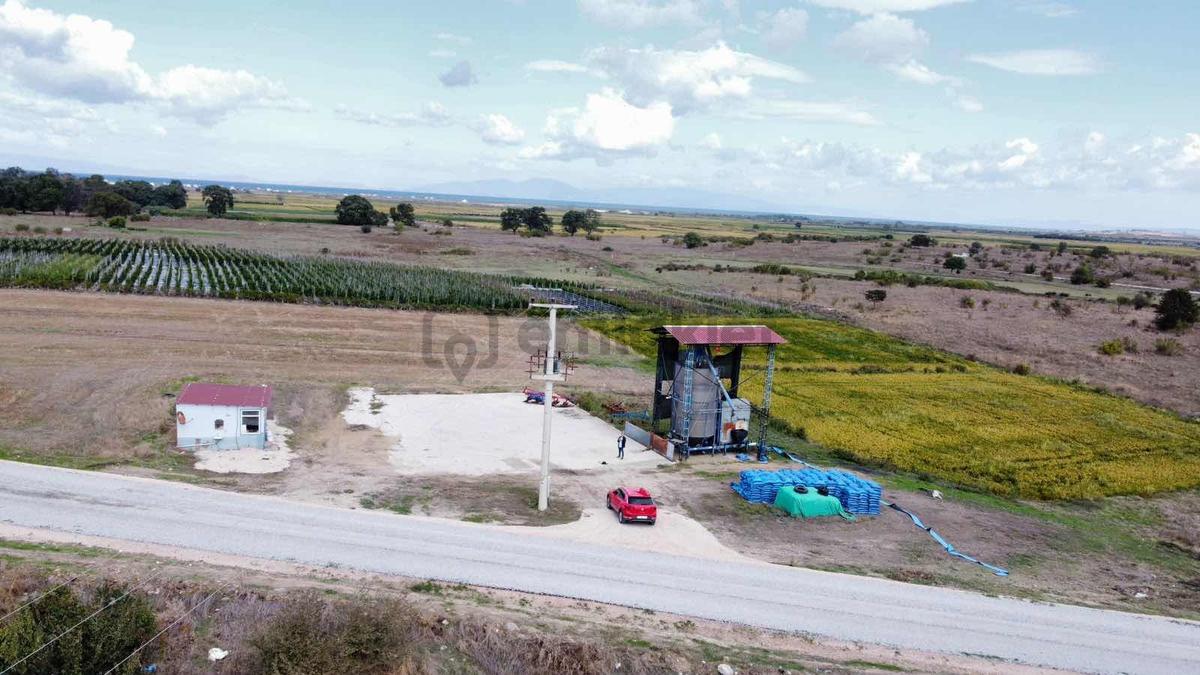 Gerlengeç Köyünde Yola Cepheli Satılık Tarla - 11