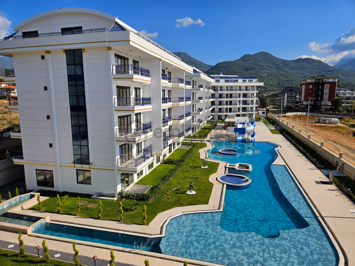 Alanya Obada Lüks Eşyalı 1+1 Muhteşem Kompleks Satılık Daire