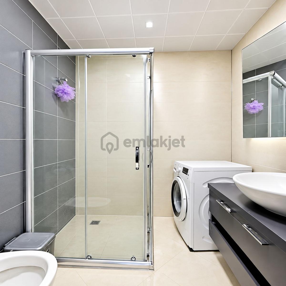 Bahçeşehir'de Dev Terasıyla Öne Çıkan Site İçerisinde 2+1 Daire - 16
