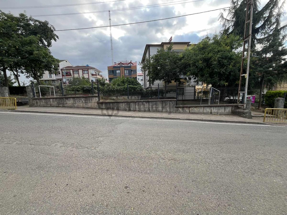 Devren Market Yurt Yanı Üniversite Üstü Acil - 17