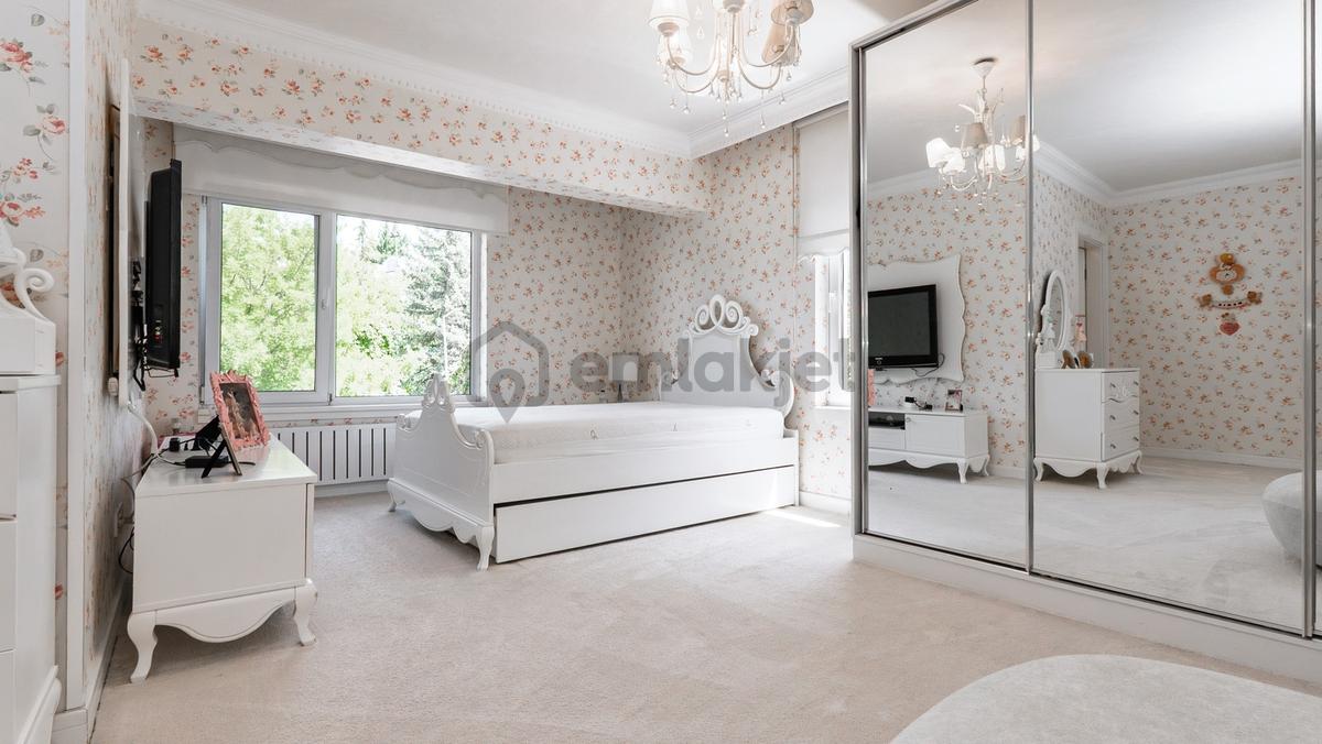 Beyler Caddesi Dostkent Sitesinde Şerefiyeli 6+2 Satılık Villa - 38