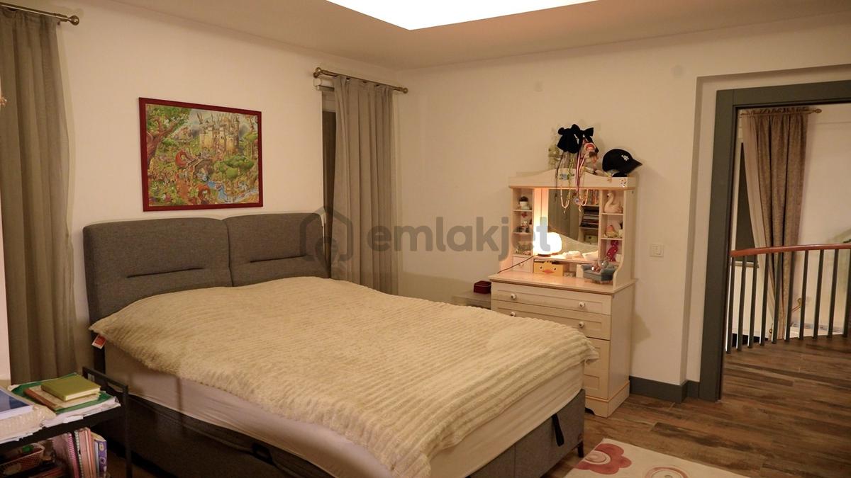 Alacaatlı Popüler Sitesinde Şerefiyeli Satılık Villa - 33