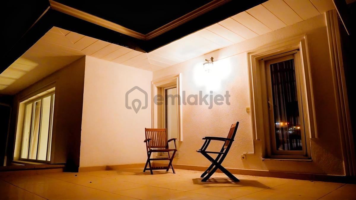 Alacaatlı Popüler Sitesinde Şerefiyeli Satılık Villa - 43