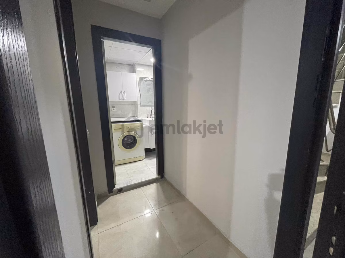 Dokuzçeşmeler Kampüs Civarı Eşyalı Ara Kat 1+1 - 16