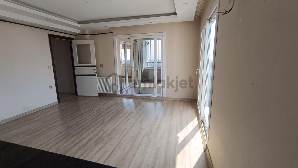 Çarkıparede 3+1 Kombili Ankastre Setli Kiralık Daire - 11