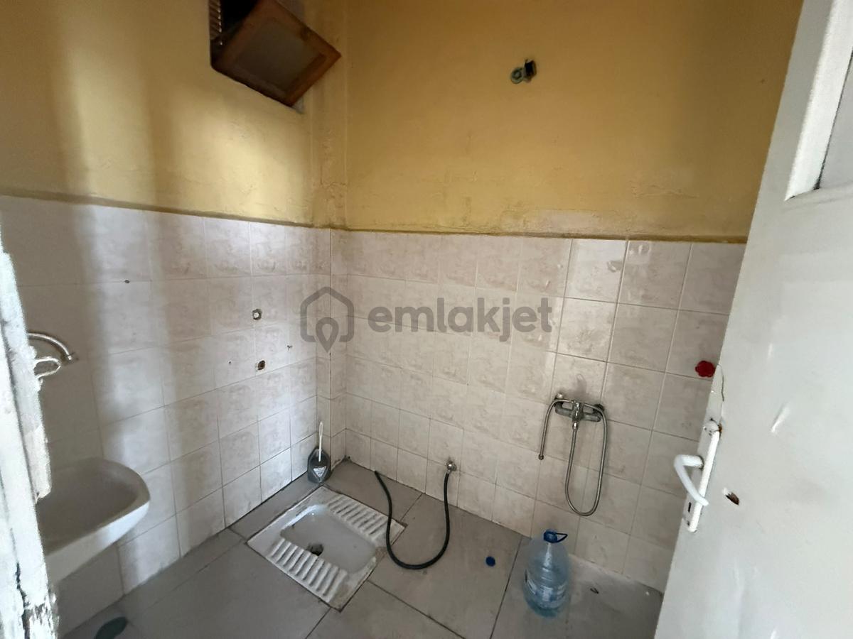 19 Mayıs Cadde Üzeri Okul Yanı 90m² Satılık Dükkan .! - 23