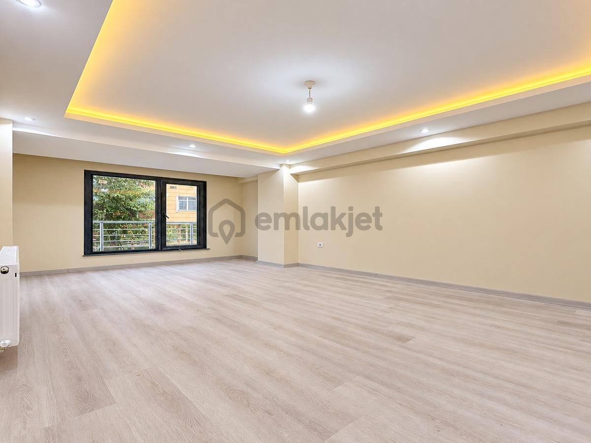 Güzelyurt Mah.metrobüse Yakın Balkonlu 2+1 Sıfır Daire - 28