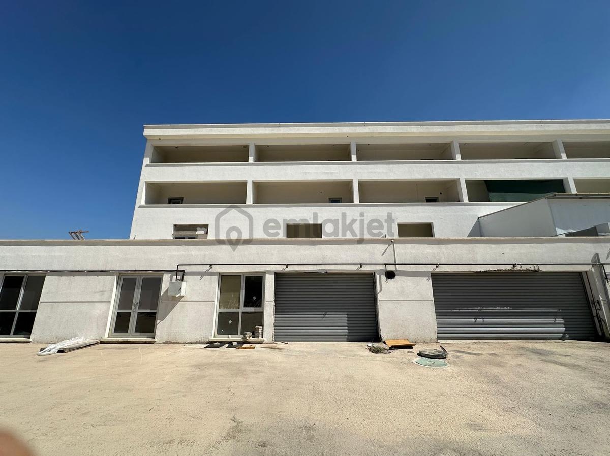 Yeni Bağlıcada Bulvar Cepheli Asansörlü Satılık Ticari - 32