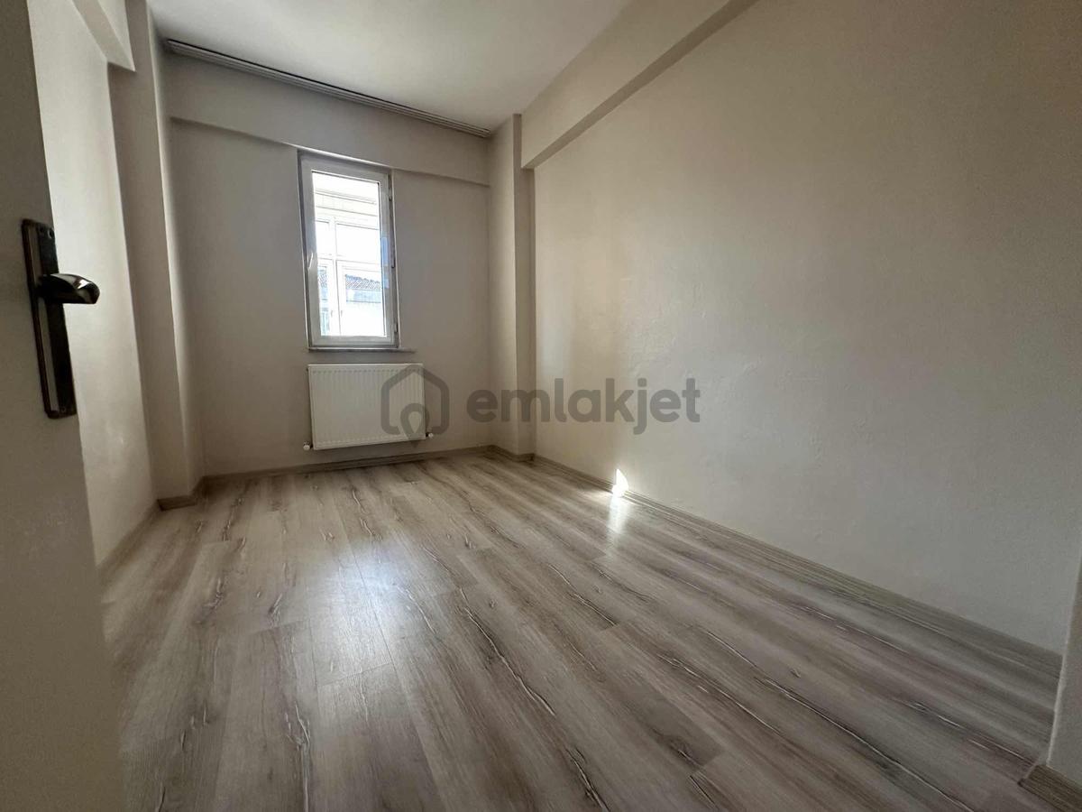 Çekmeköy Hekimoğlu Sitesinde 110m2 Kiralık 3+1 - 16