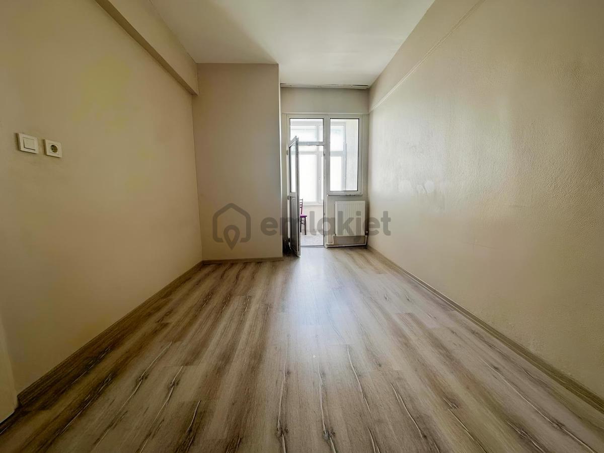 Çekmeköy Hekimoğlu Sitesinde 110m2 Kiralık 3+1 - 22