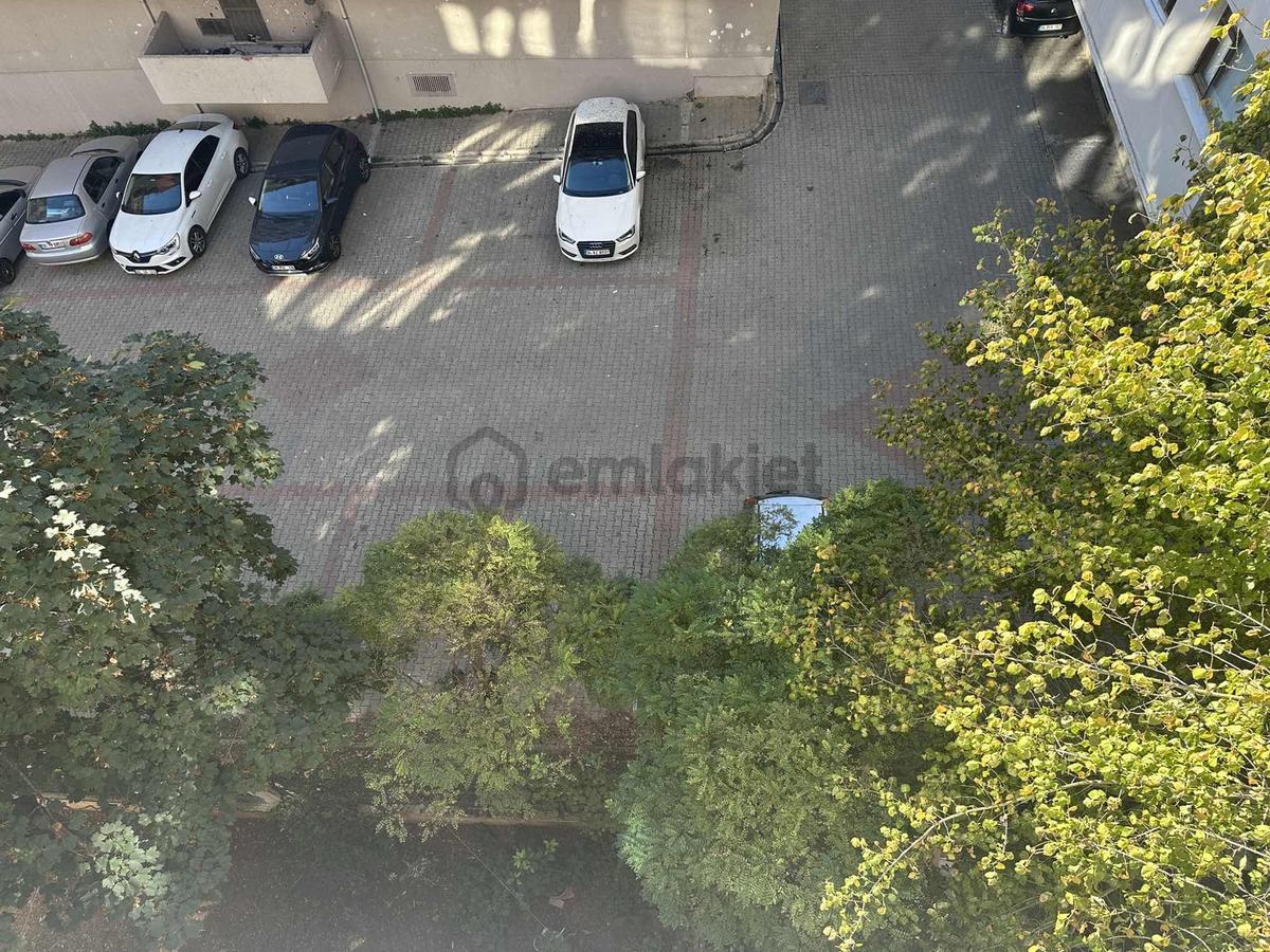 Çekmeköy Hekimoğlu Sitesinde 110m2 Kiralık 3+1 - 6