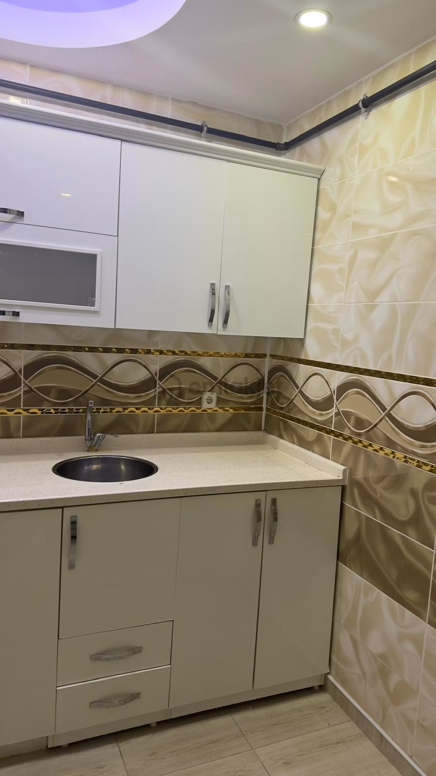 Sahibinden Gültepede Sahibinden Satılık 1+1 Eşyalı Daire - 2