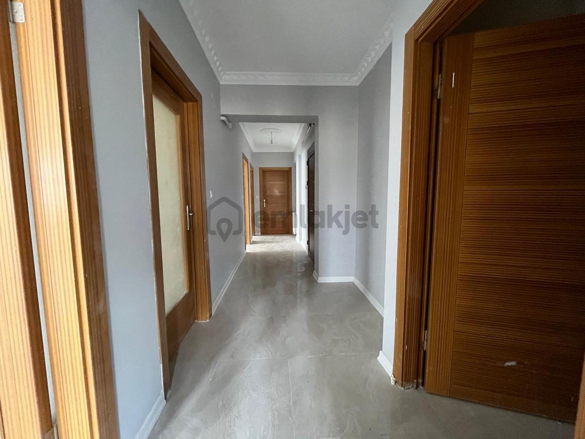 Ahiler'den 3+1 Ara Kat Ön Cephe Asansörlü Yapılı Daire - 28