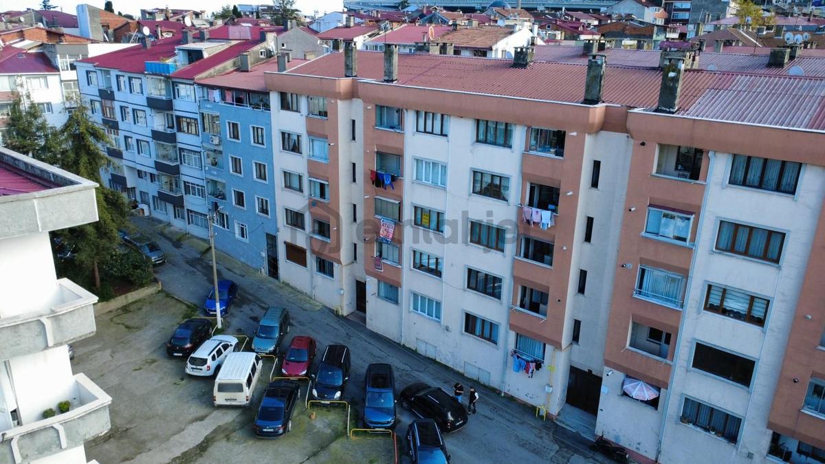 Trabzon Yenicuma'da Satılık 3+1 Daire - 2