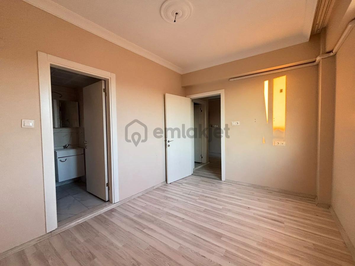 Ödemiş Türkmen Mah’de 2+1 Ara Kat Balkonlu Satılık Daire - 12