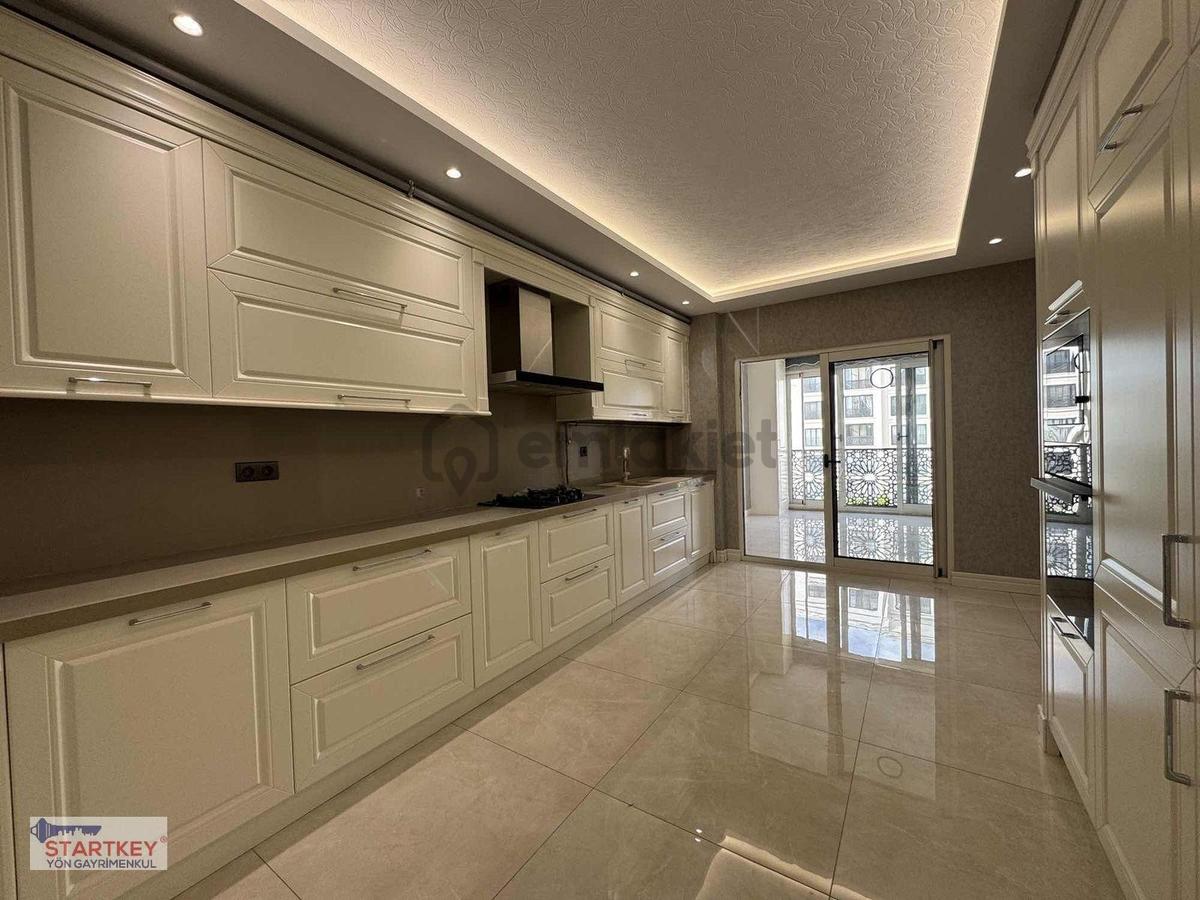 Bakyapı Paşa Konakları'nda Kiralık 4+1 Arakat Daire - 8