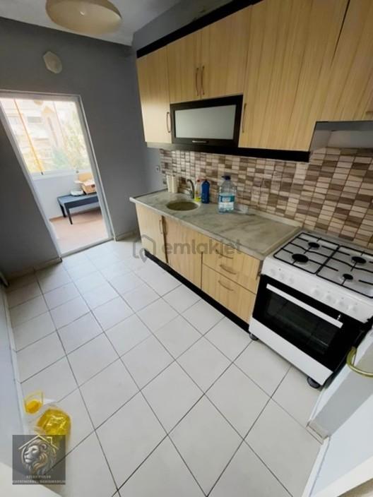 Aslan Emlak'tan Kiralık 2+1 Ara Katta Daire - 12