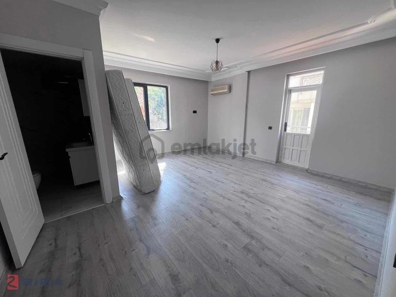 Şirinyalı'da Komple Kiralık Bina - 3