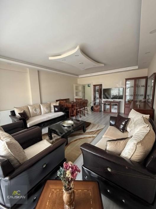 Karaca Sitesi Satılık 4.5+1 - 7