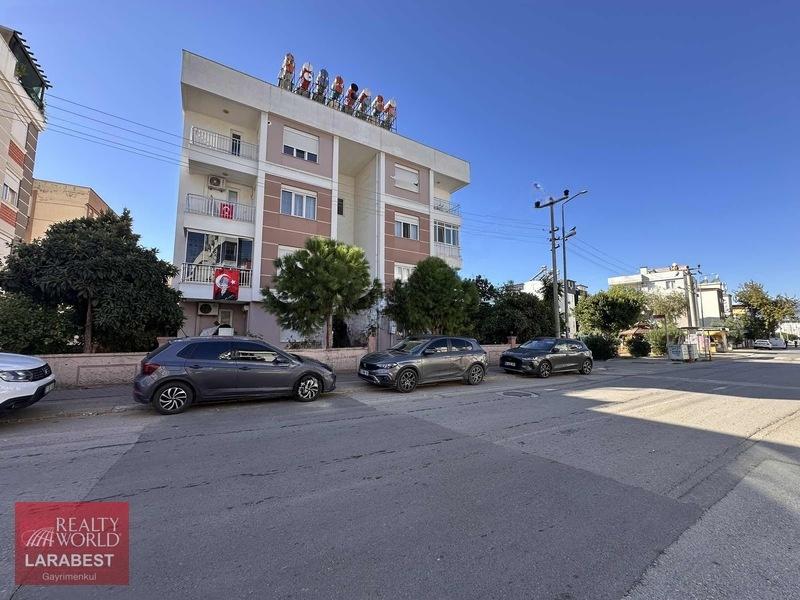Antalya Kepez Ahatlı Mahallesinde Teraslı Satılık 4+1 Dubleks - 32