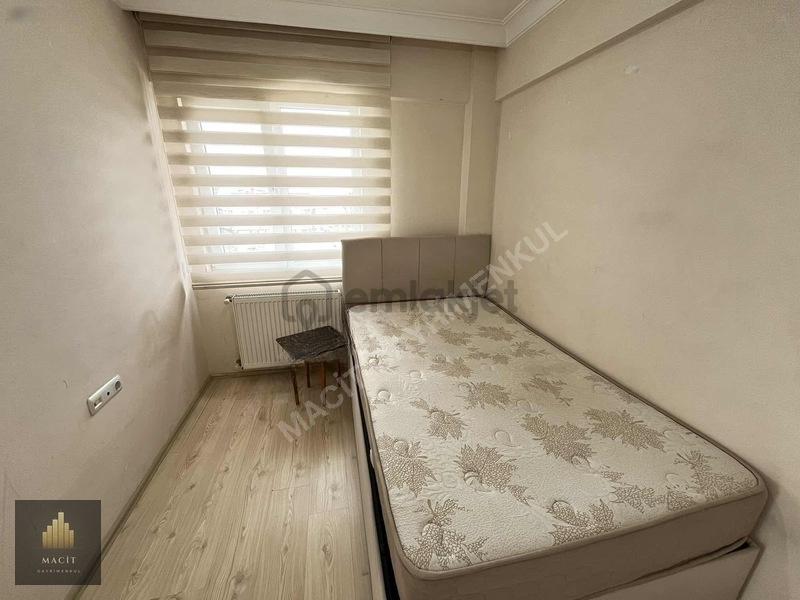Macit'den Görükle'de Cadde Üzeri Kiralık Eşyalı 1+1 Daire - 17