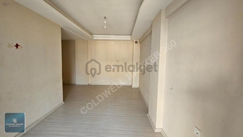 Torbalı'da Ferah Ebeveyn Banyolu 3+1 Kiralık Daire - 22