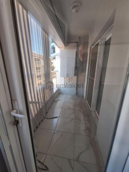 Kiralık Ara Kat Doğalgazlı Asansörlü Daire Sıfır - 4