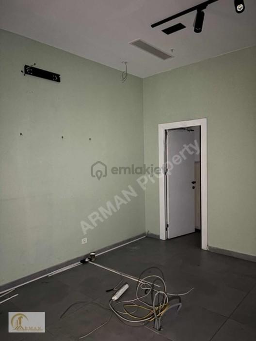 Eyüppark Avm Giriş Kat Yüksek Talepli Dükkan - 7