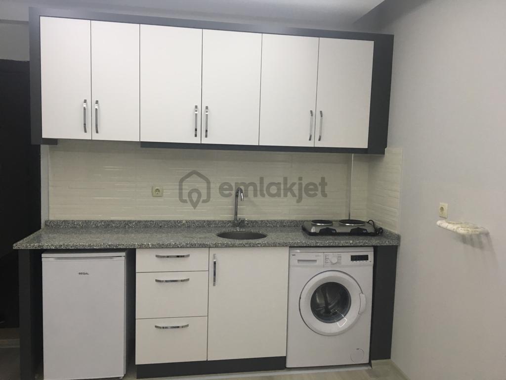 Ahatlıda 1+1 Katta Ful Eşyalı Kiralık Daire - 4