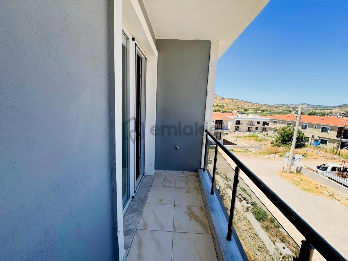 Foça Bağarası Kazım Dirik Mah. Kiralık 2+1 Daire - 10
