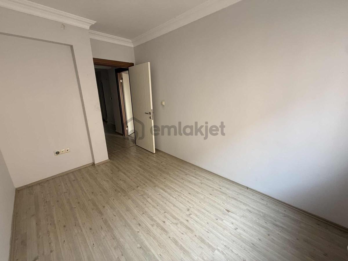 Cumhuriyet'te 2+1 Kiralık Daire - 9
